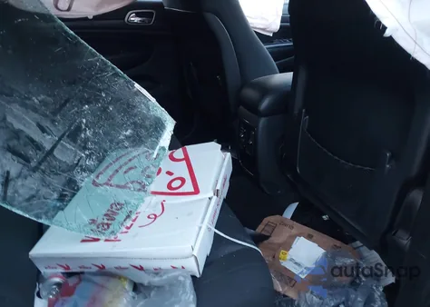 2015 Jeep Grand Cherokee Laredo из США, поврежденный, VIN 1C4RJFAG1FC208723